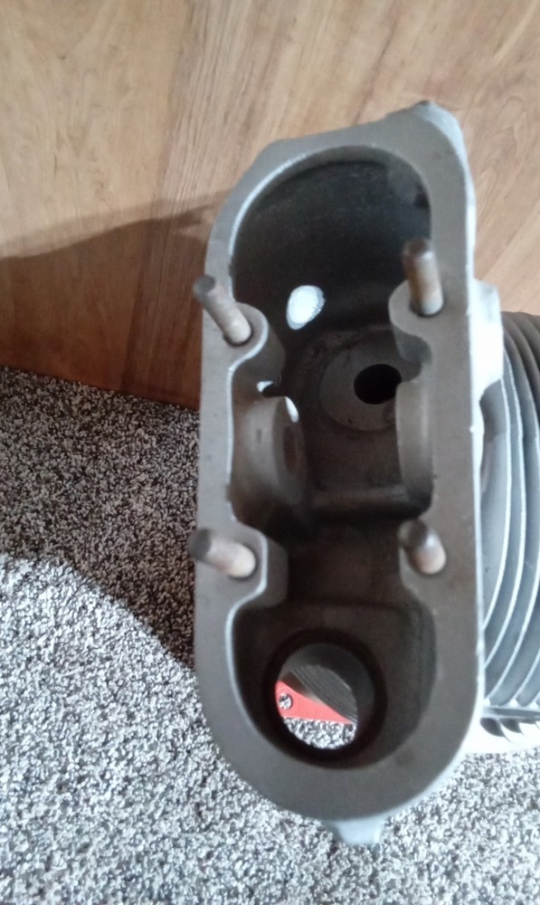 Jacobs R755-A2 Cylinder Head