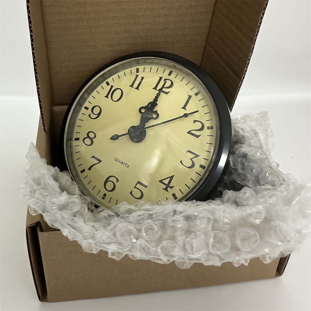 Compact Quartz Movement Insert for DIY Clock Making and Enhancement Projects