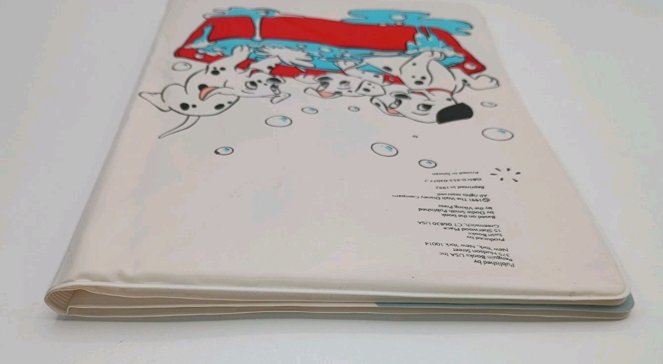 Vtg.1992 The Walt Disney Co. 101 Dalmatians Lots Of Spots Soft Vinyl Bath Book