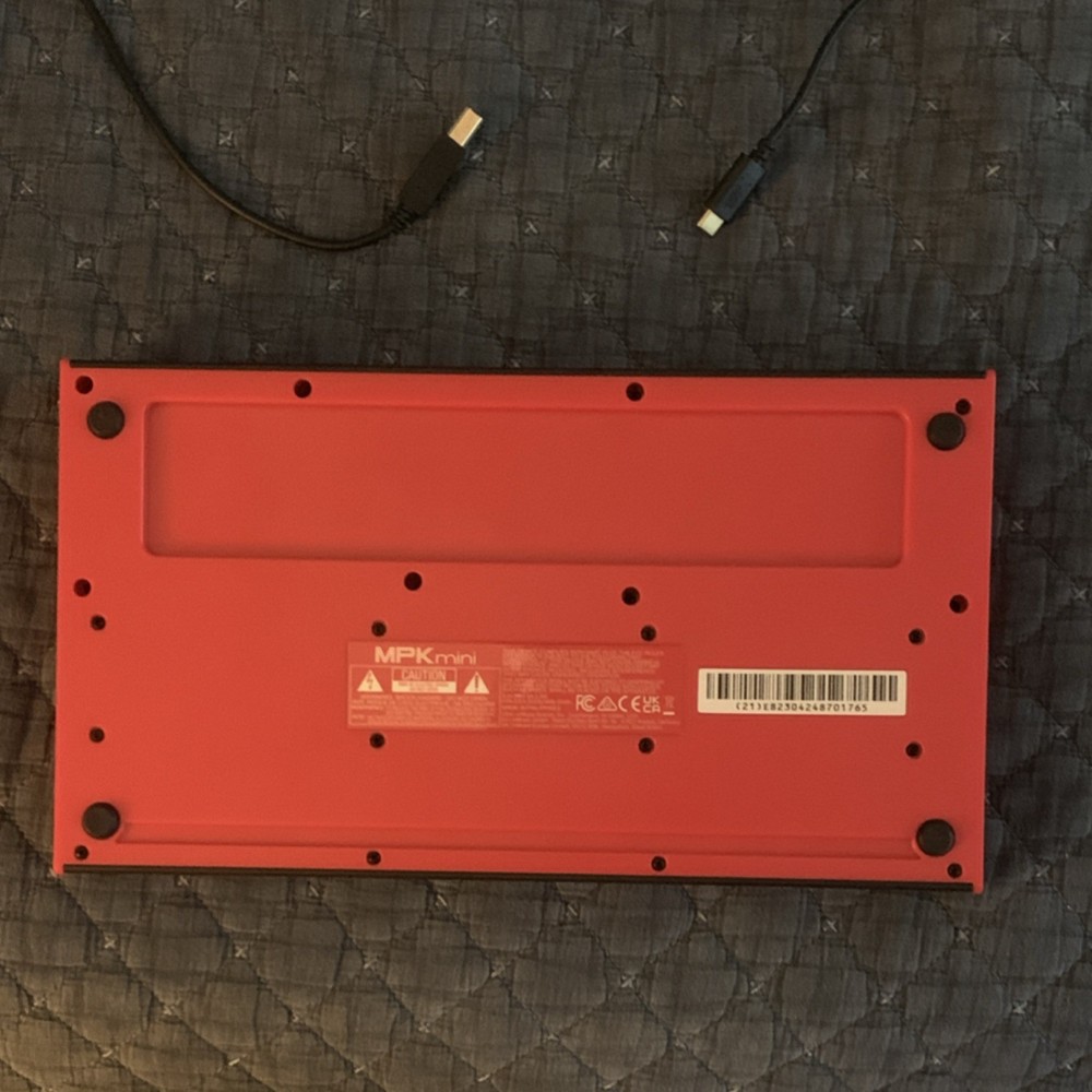 Akai MPK mini 25-Key USB MIDI Keyboard Controller Drum Pads Knobs Pitch Wheel