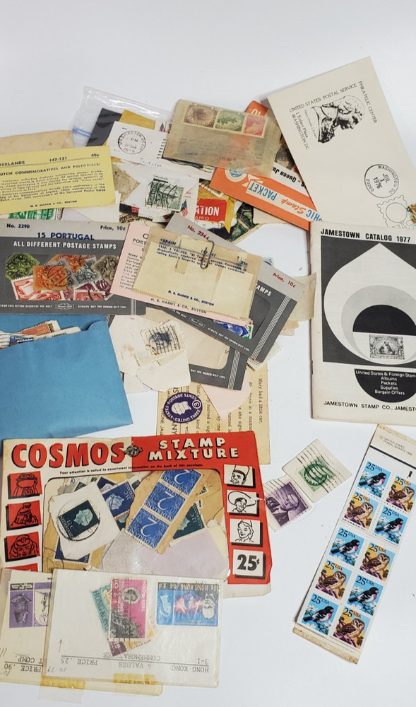 Misc Used Stamps Collecting Jamestown Catalog 1977 Edition USA + Int'l  6.6oz