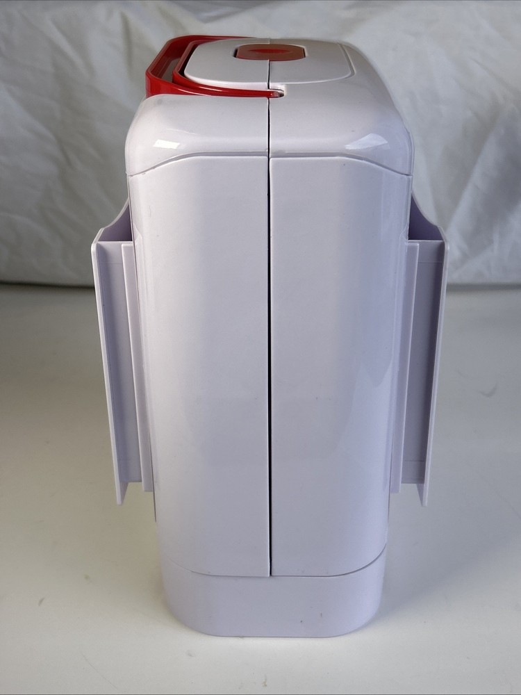 SINGER Sew Essentials Foldup Case Sewing Kit Portable Organizer Full Thread & Et