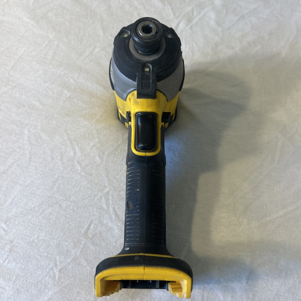 DEWALT DCF809 20V MAX ATOMIC Compact Brushless Impact Driver – Tool Only