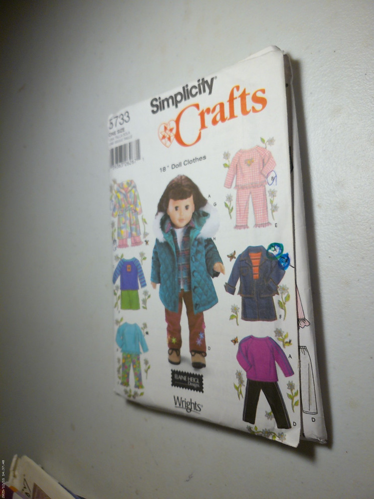 Simplicity Sewing Pattern 5733 18" Doll Clothes