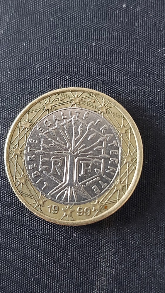 One Euro 1999 Rare liberti Egalite with mint errors.