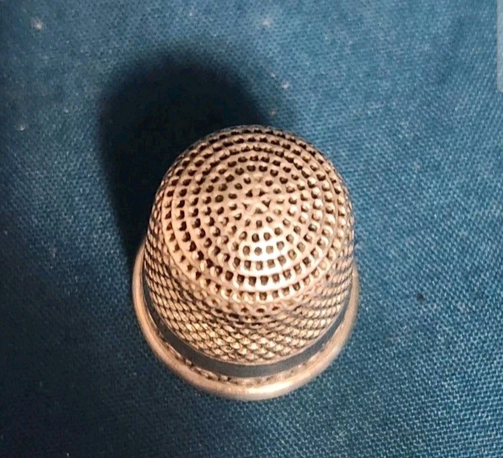 Antique Simons Bros Co Thimble Size 10