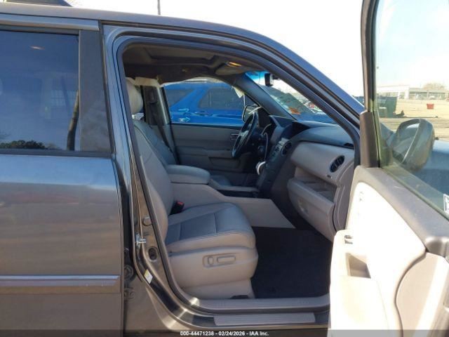 Fuse Box Engine Right Hand Engine Compartment Fits 09-11 PILOT 5028740