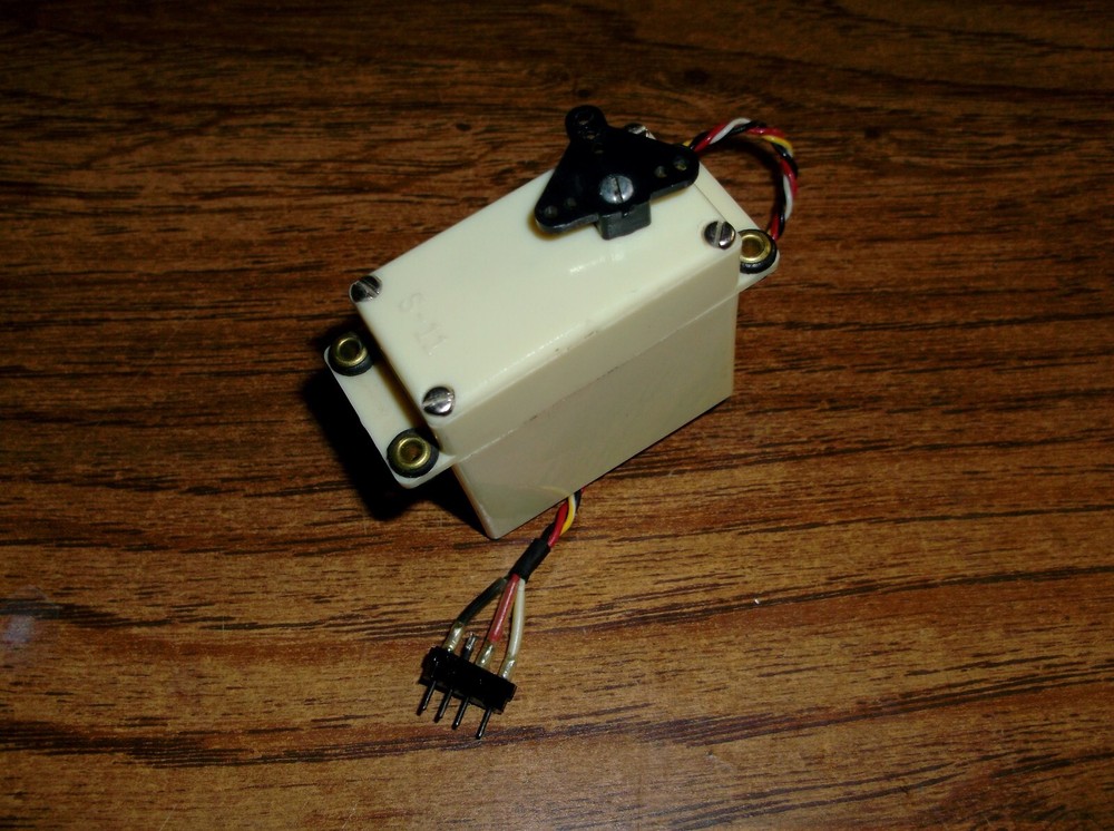 WORLD ENGINES (S11) SERVO  NICE LOOKING CONDITION.