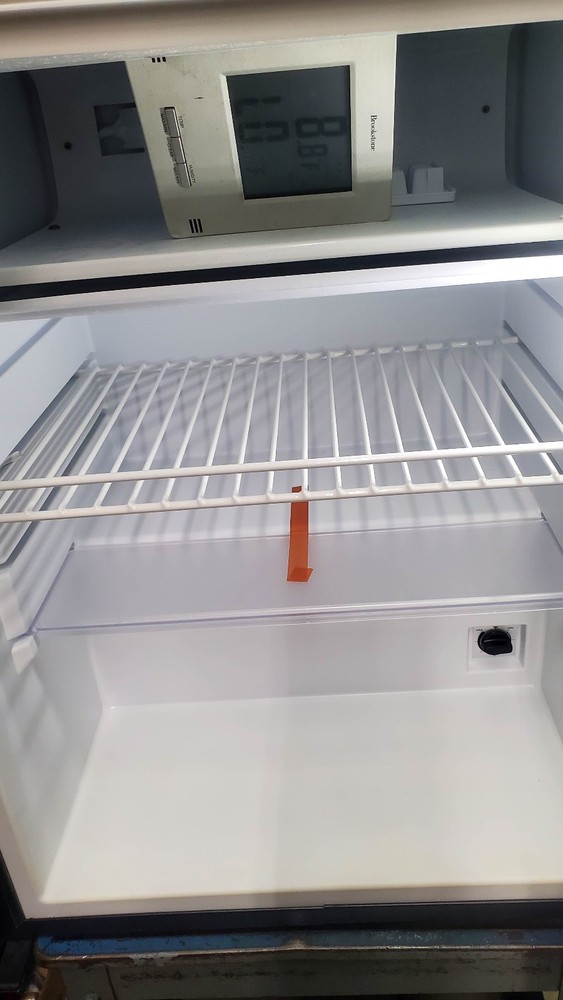 Vitrifrigo Refrigerator C60IBD4-F AC/DC