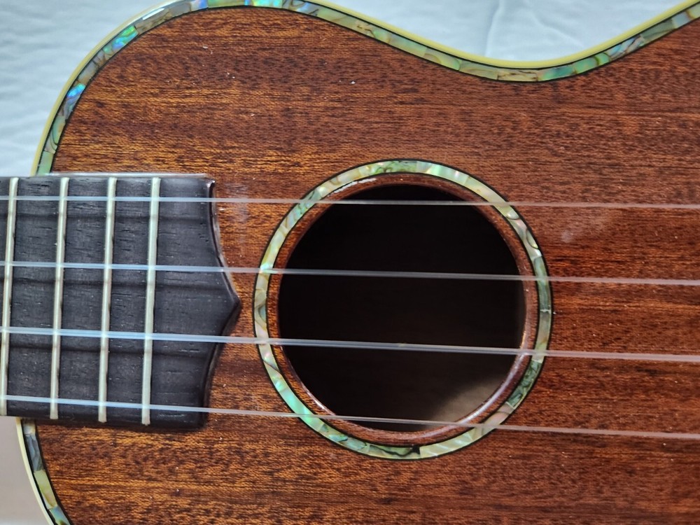 Solid Wood Ukulele Style 5