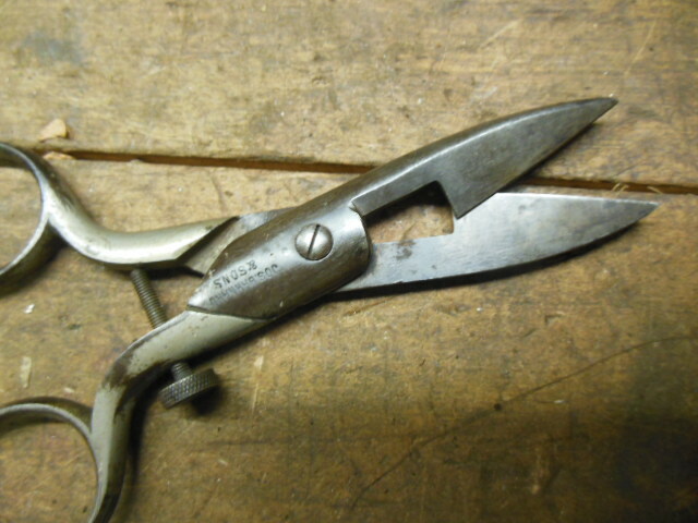 vintage 5" buttonhole scissors Jos Bernard & Sons old sewing tool