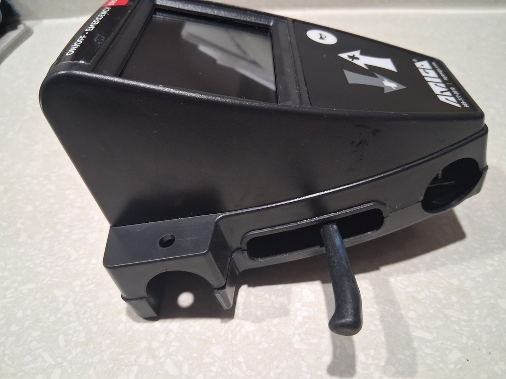 Amigo throttle with display