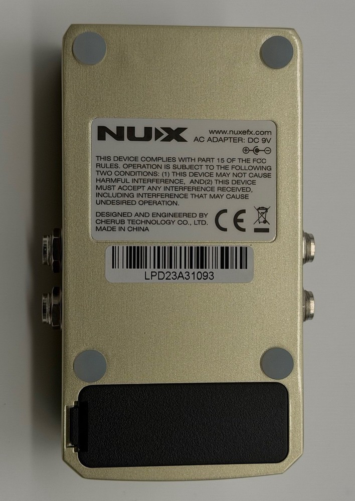 NUX Loop Core Deluxe Bundle Dual Foot Switch