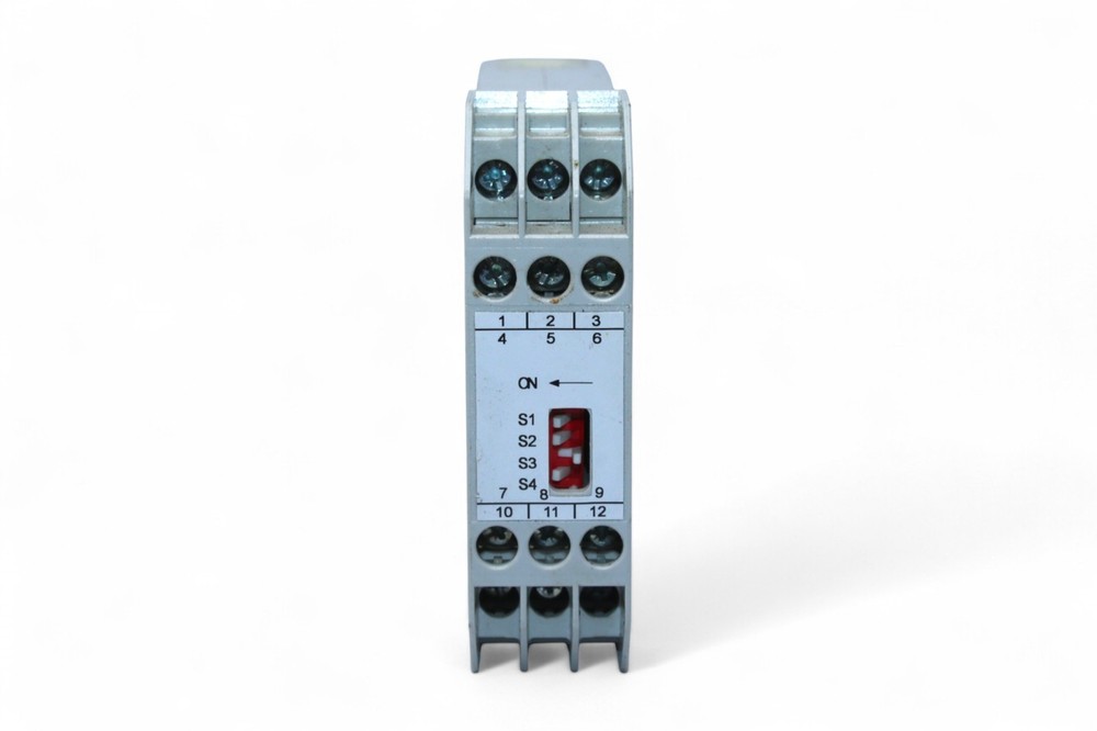 MVA UTL 2.00G ISOLATION AMPLIFIER 230 VAC