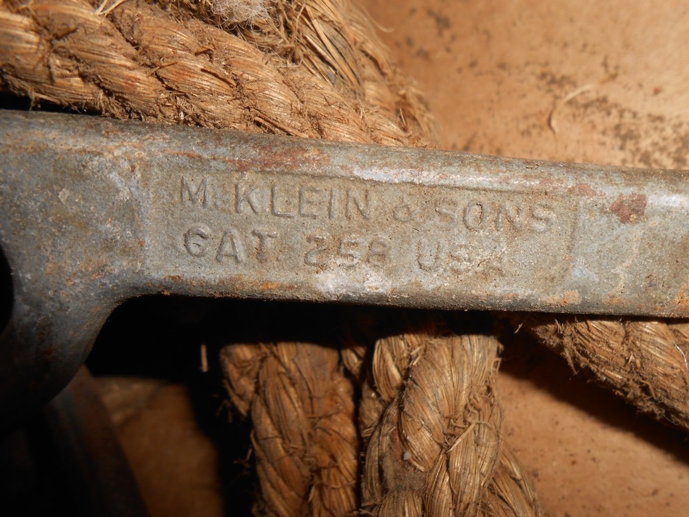 vintage lineman wire puller Klein