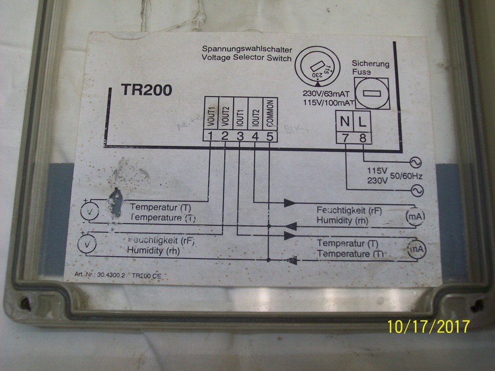 ROSEMOUNT TR-200 ANALYTICAL SENSOR TRANSMITTER missing cover screws