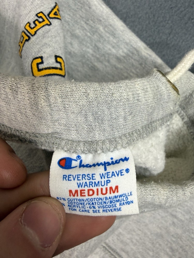 Vintage Champions Reverse Weave Sweatpants UNC Bears Size Medium