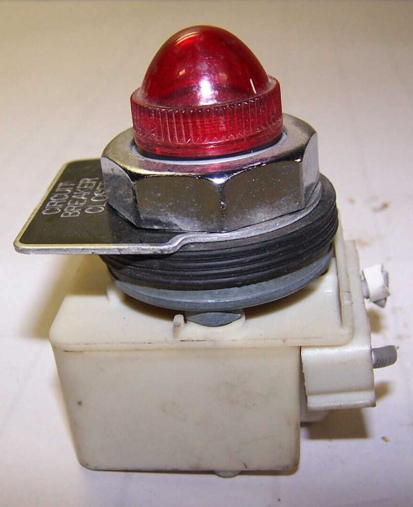 SQUARE D RED PILOT LIGHT 120V AC/DC 9001KM38