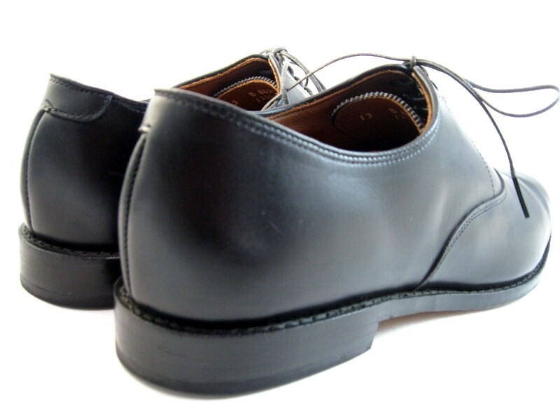 Allen Edmonds "CARLYLE" Men's Leather Plain Toe Oxfords 13 B Black USA (973)