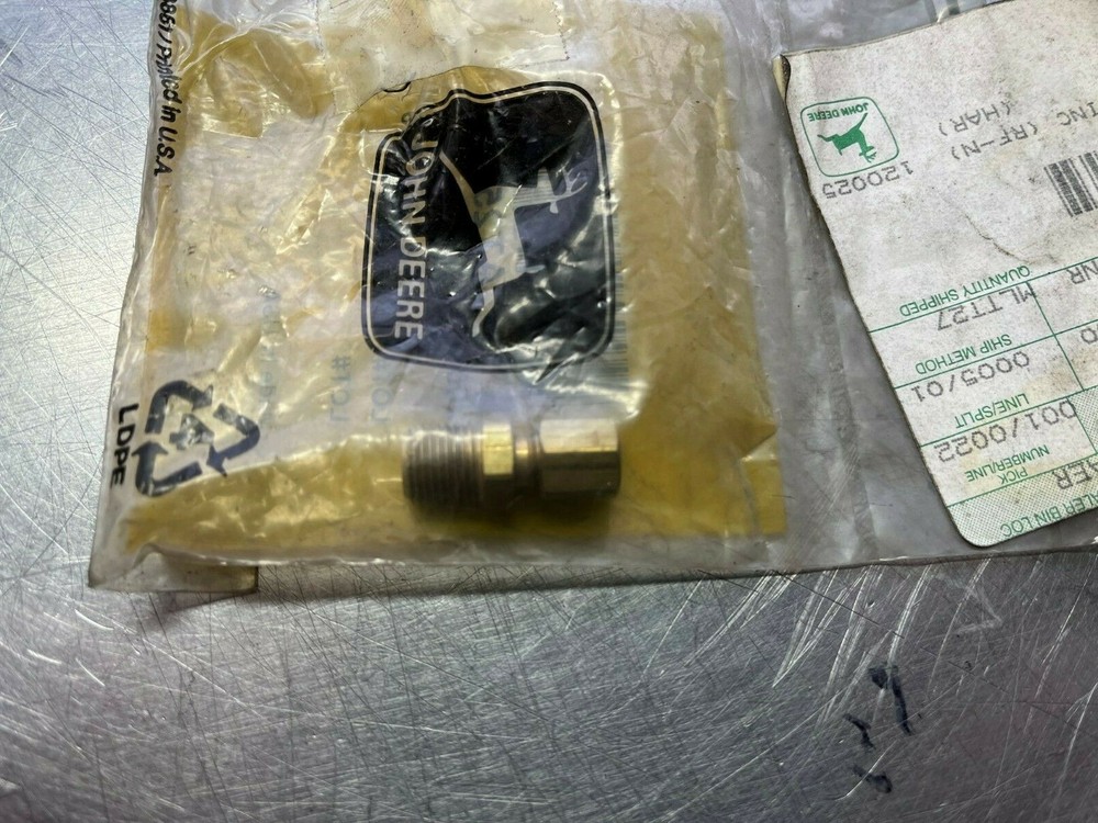 AT25264 Genuine OEM John Deere FITTING
