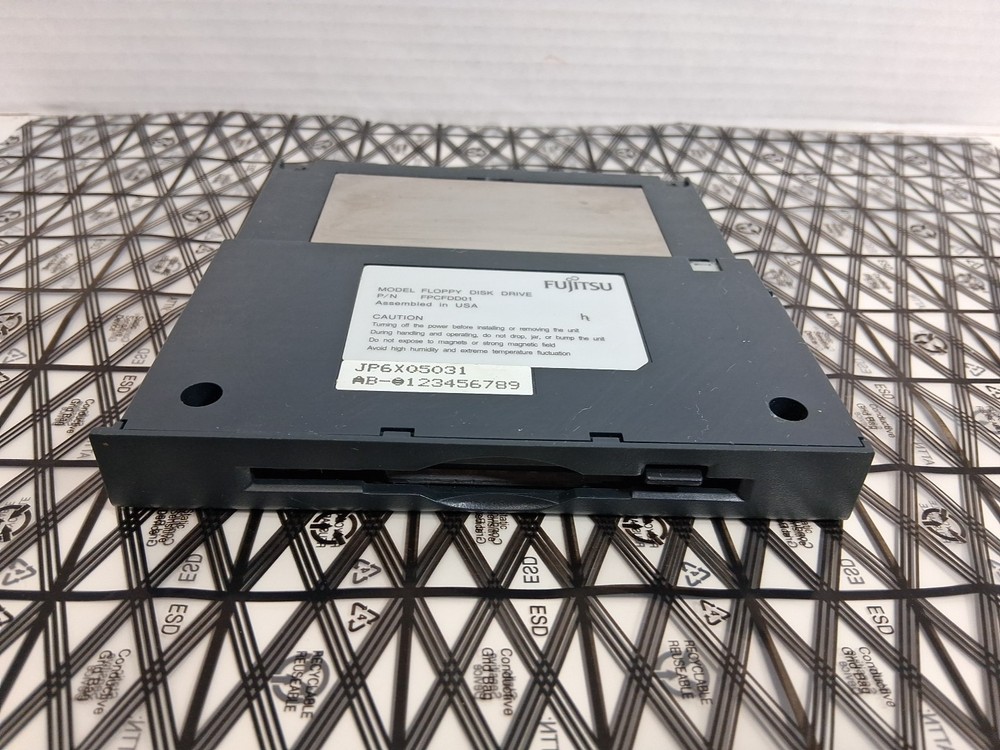 Fujitsu Internal Floppy Disk Drive FPCFDD01