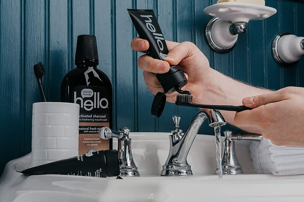 hello Oral-Care Activated-Charcoal Teeth Whitening Toothpaste -Pack 2