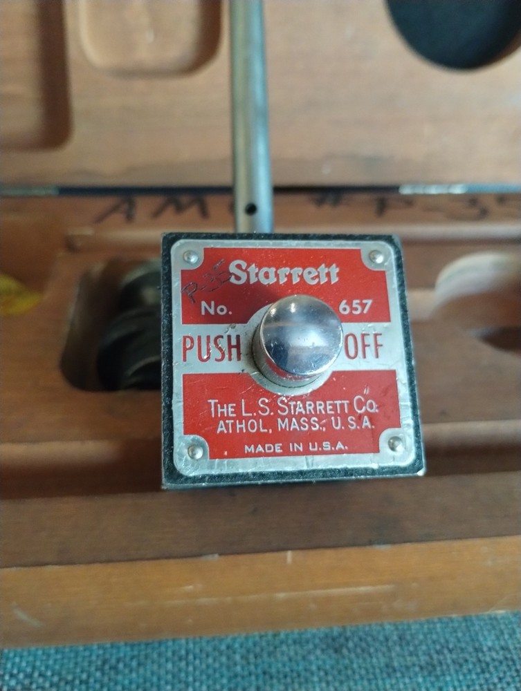 Starrett No.657 Magnetic Indicator Base