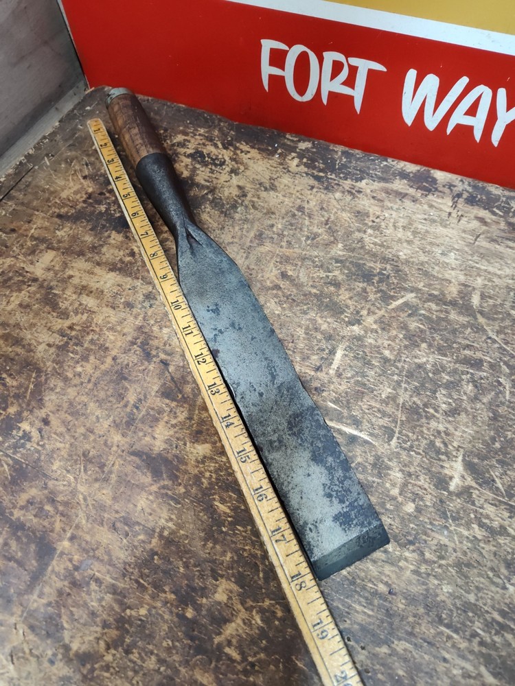 Early Unmarked 2" Square Edge Socket Framing Chisel Timber Slick