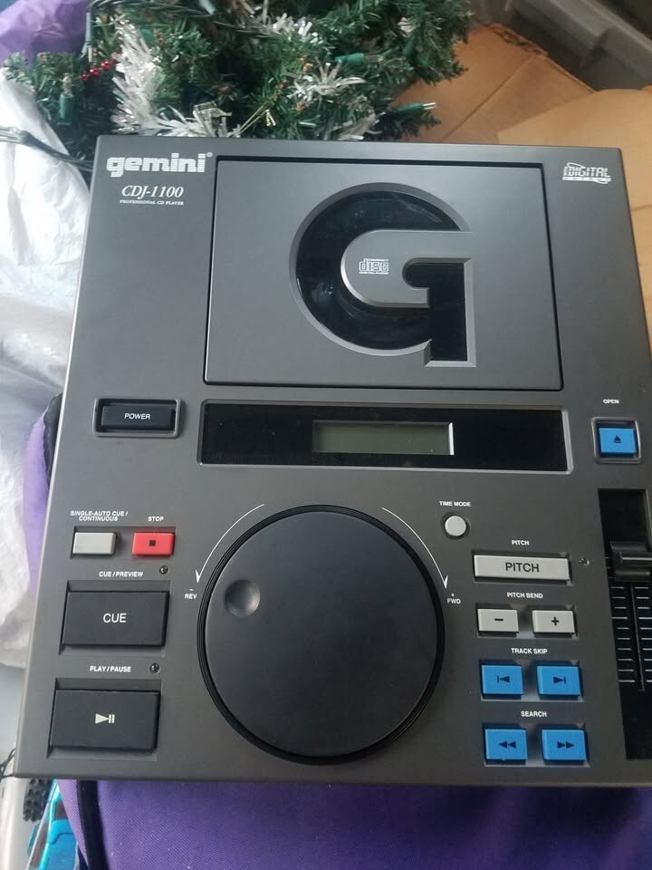 Gemini CDJ-1100 Professional CD Player With Case