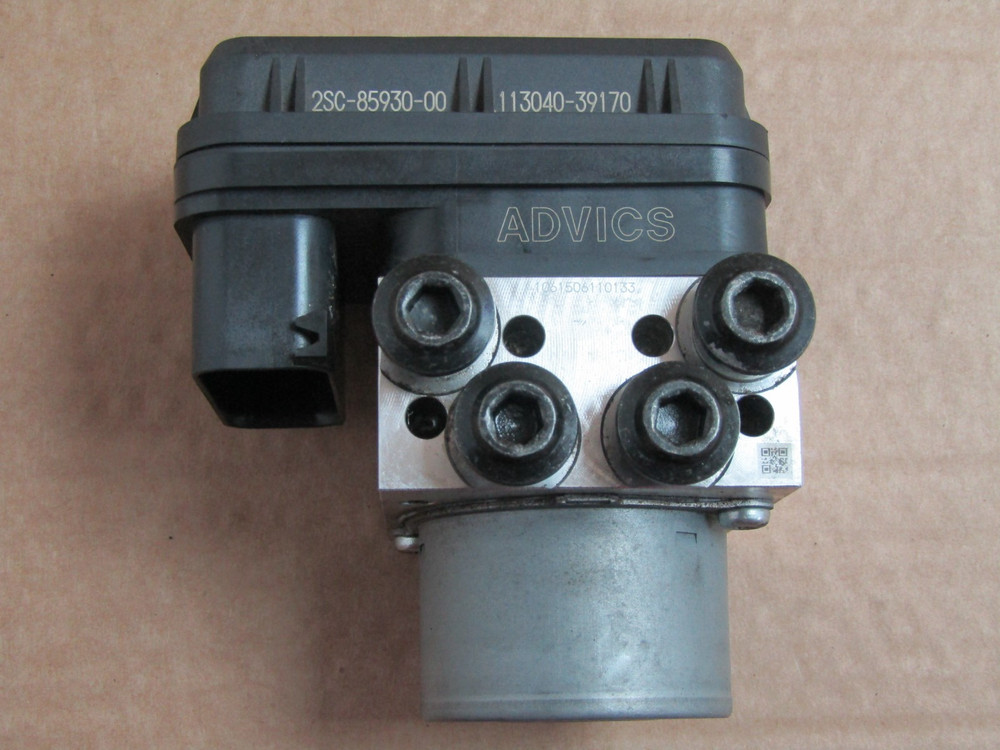 Yamaha MT-09 Tracer 2015 ABS pump control module (15653)