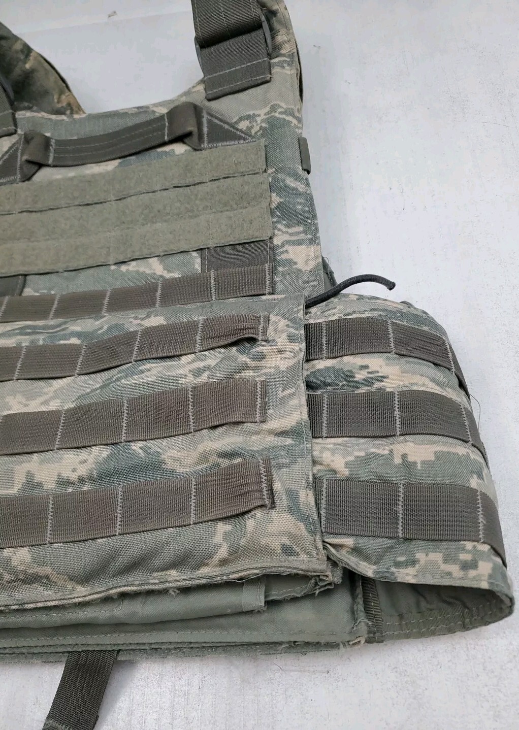 London Bridge Trading Plate Carrier Vest ABU LBT-6094A Medium Digital Camo