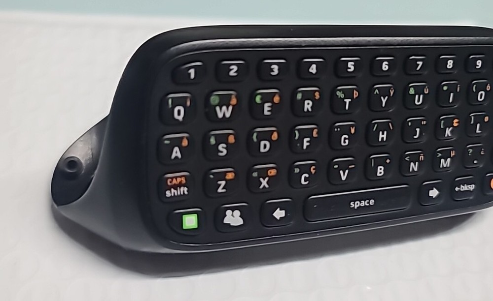xbox 360 chatpad black