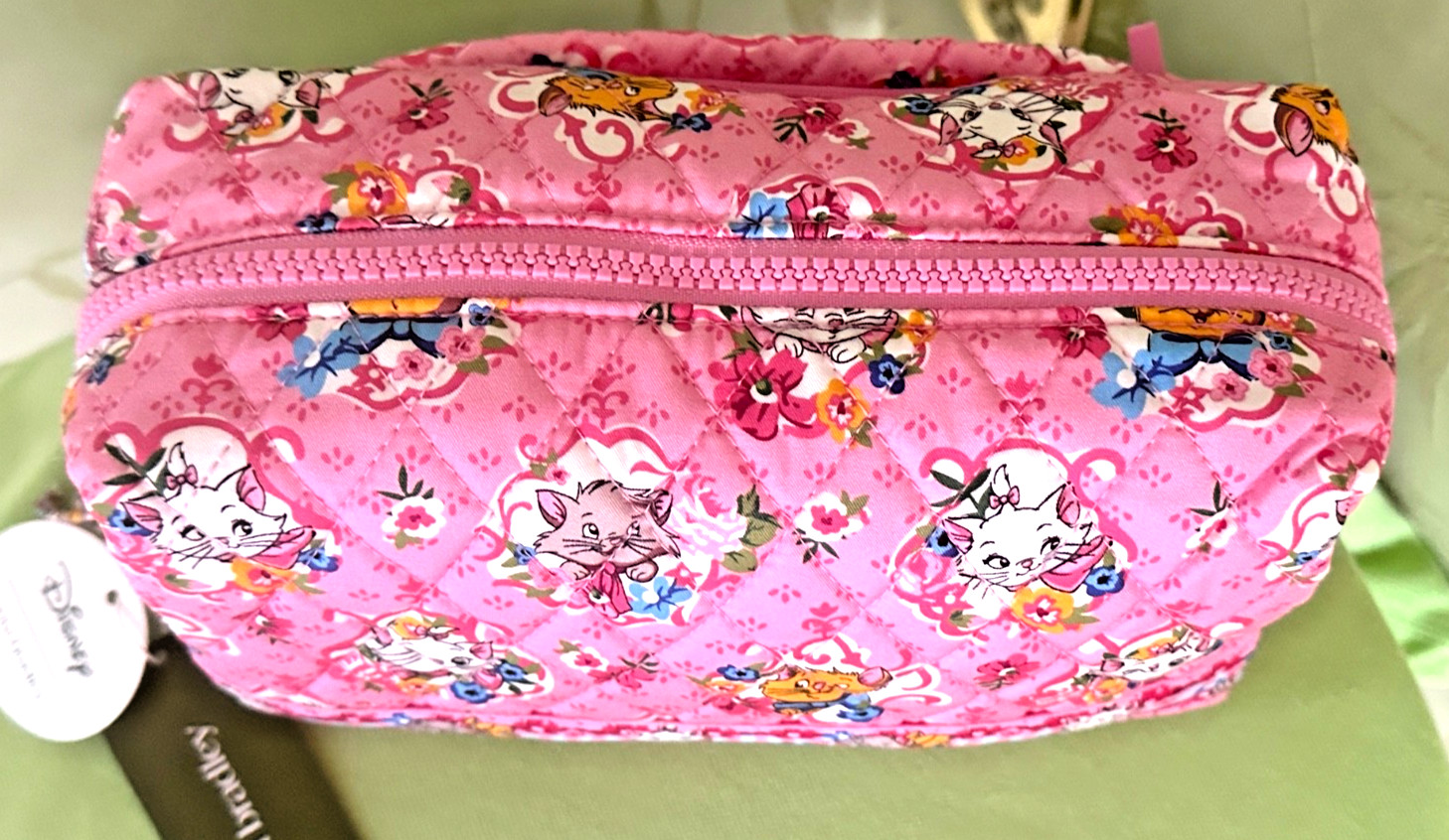 VERA BRADLEY DISNEY ARISTOCATS MEDIUM COSMETIC BAG CASE:NWT CATS