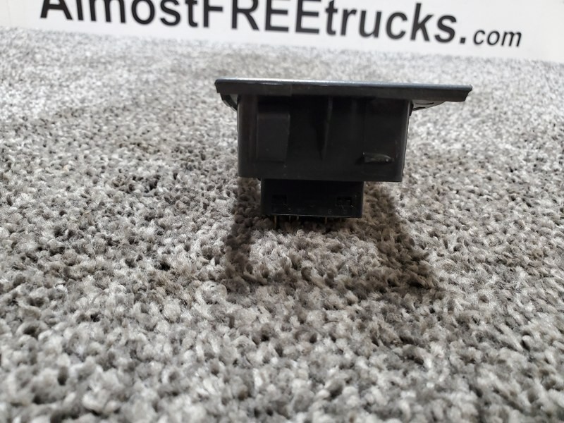 Volvo SWITCH PANEL Dash Panel 3175616 - FREE SHIPPING