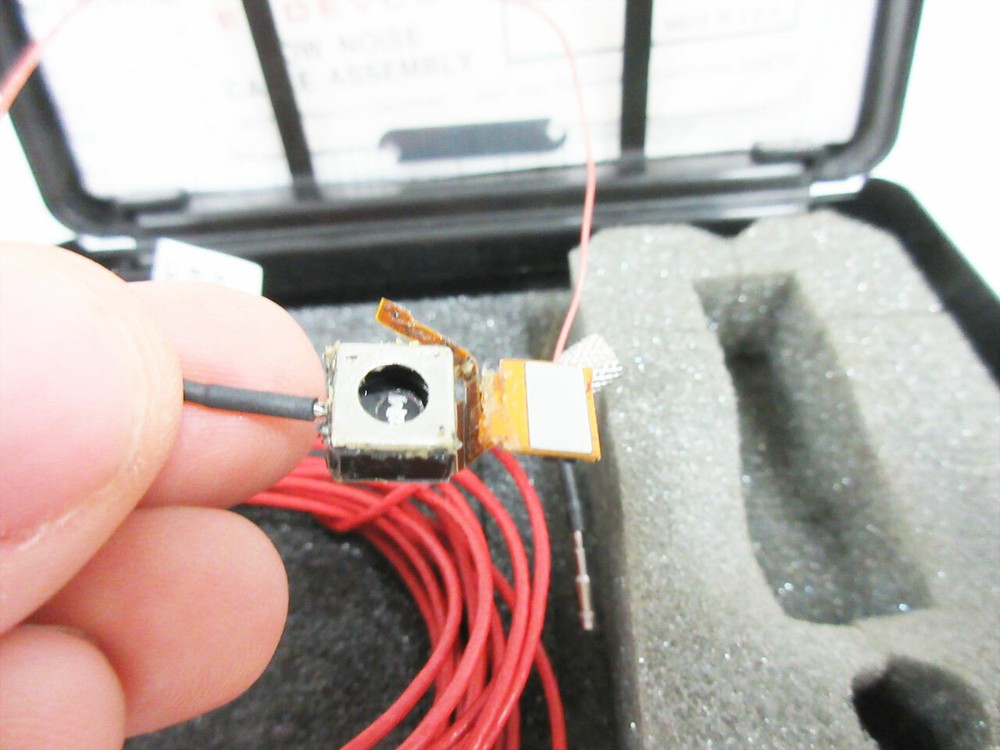 ENDEVCO 22 MINIATURE PE PIEZOELECTRIC ACCELEROMETER