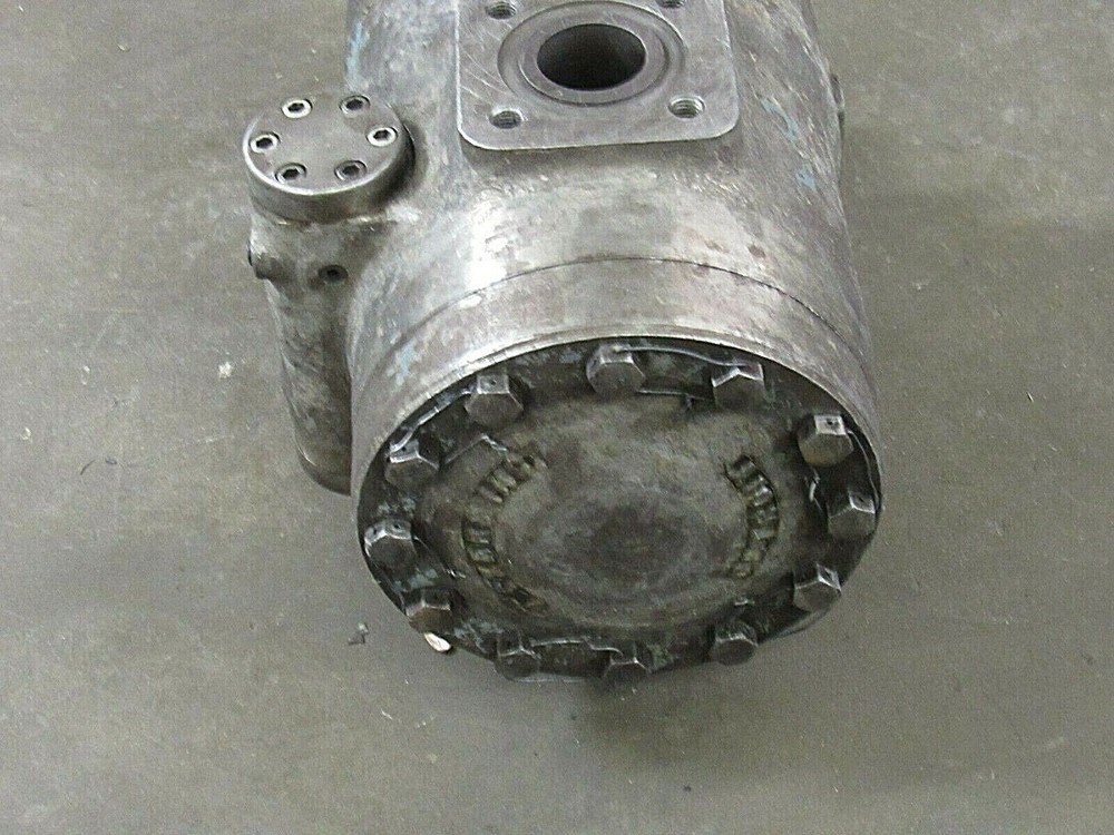 VICKERS VANE PUMP V2340 - USED
