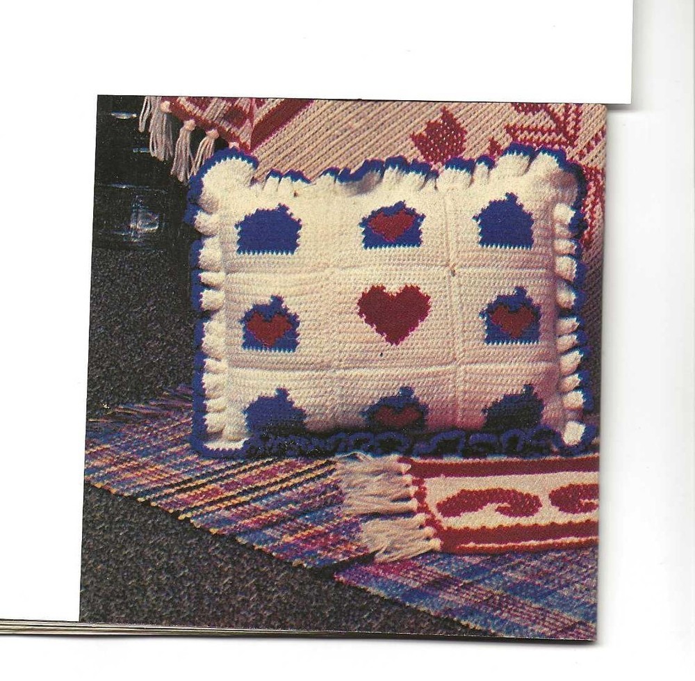 Pillow set ( 2 patterns)   (#348-32B) vintage crochet pattern