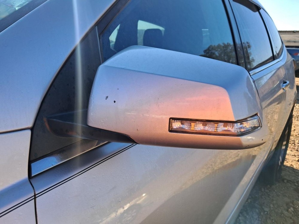 TRAVERSE 2016 Glove Box 4785751