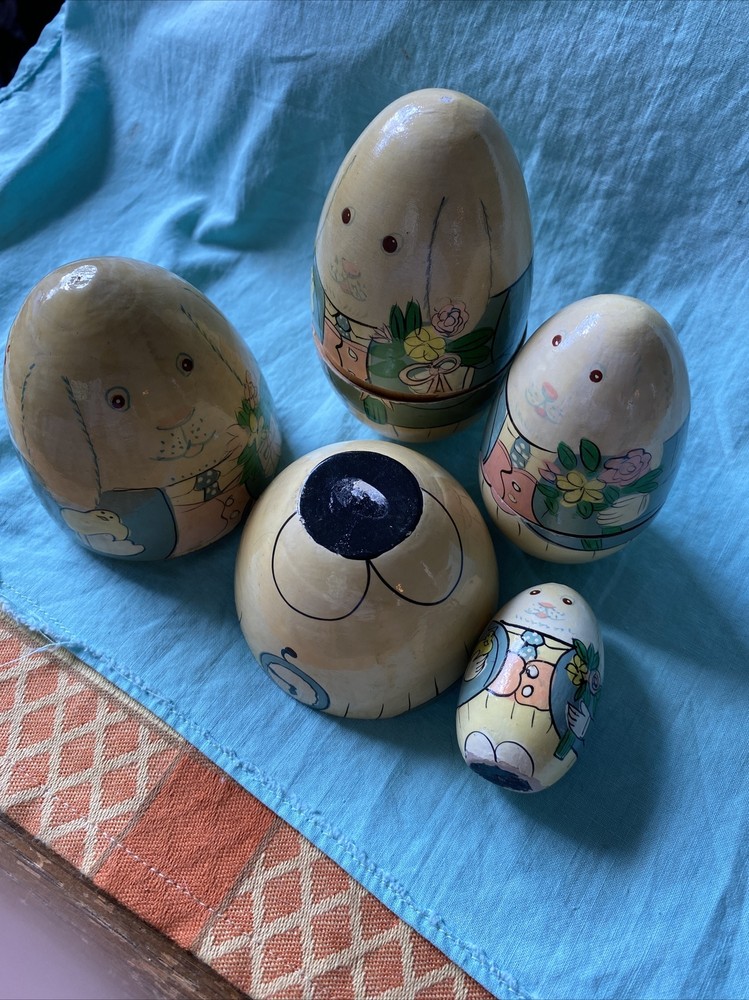 VTG WOOD EASTER BUNNY NESTING/STACKING DOLL 4 Pc Set Small Bunny Damaged