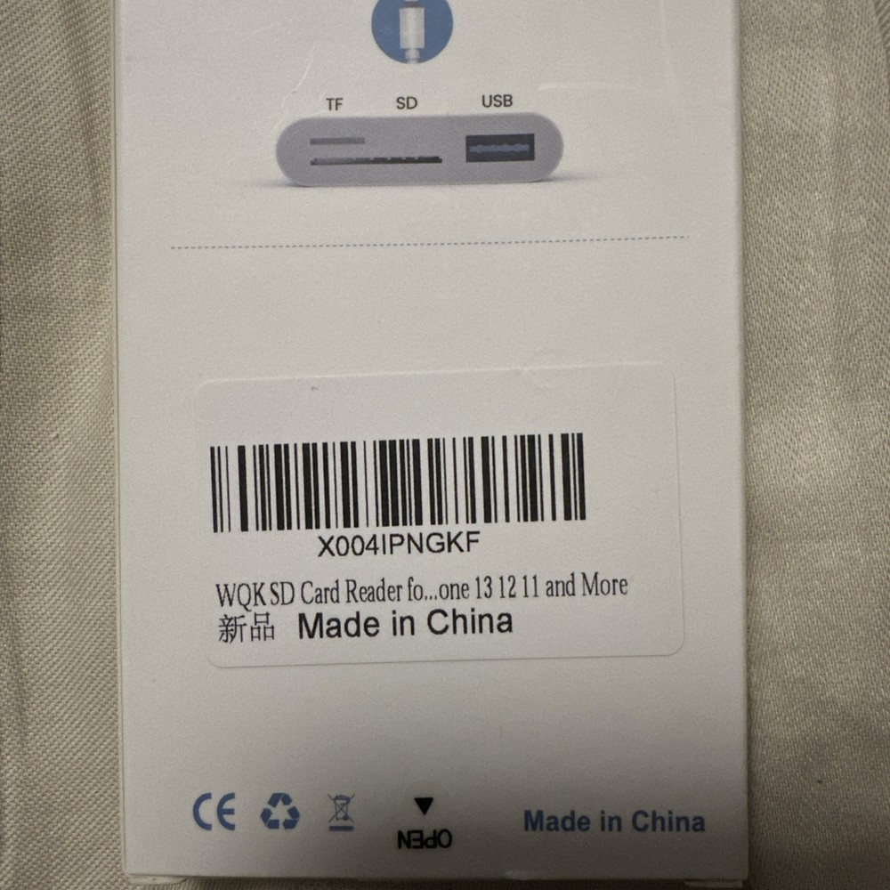 Lightning to SD/TF Card Camera Reader Adapter for iPhone/iPad – New