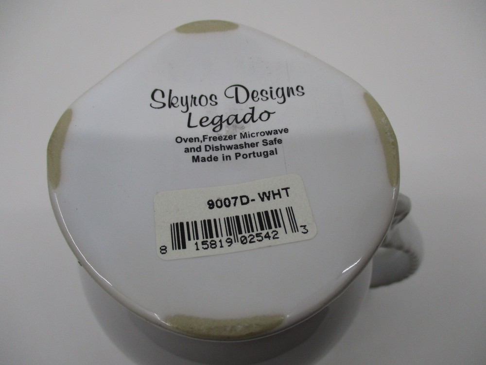 SKYROS LEGADO WHITE MUG - Monogram D- 5" 0808C