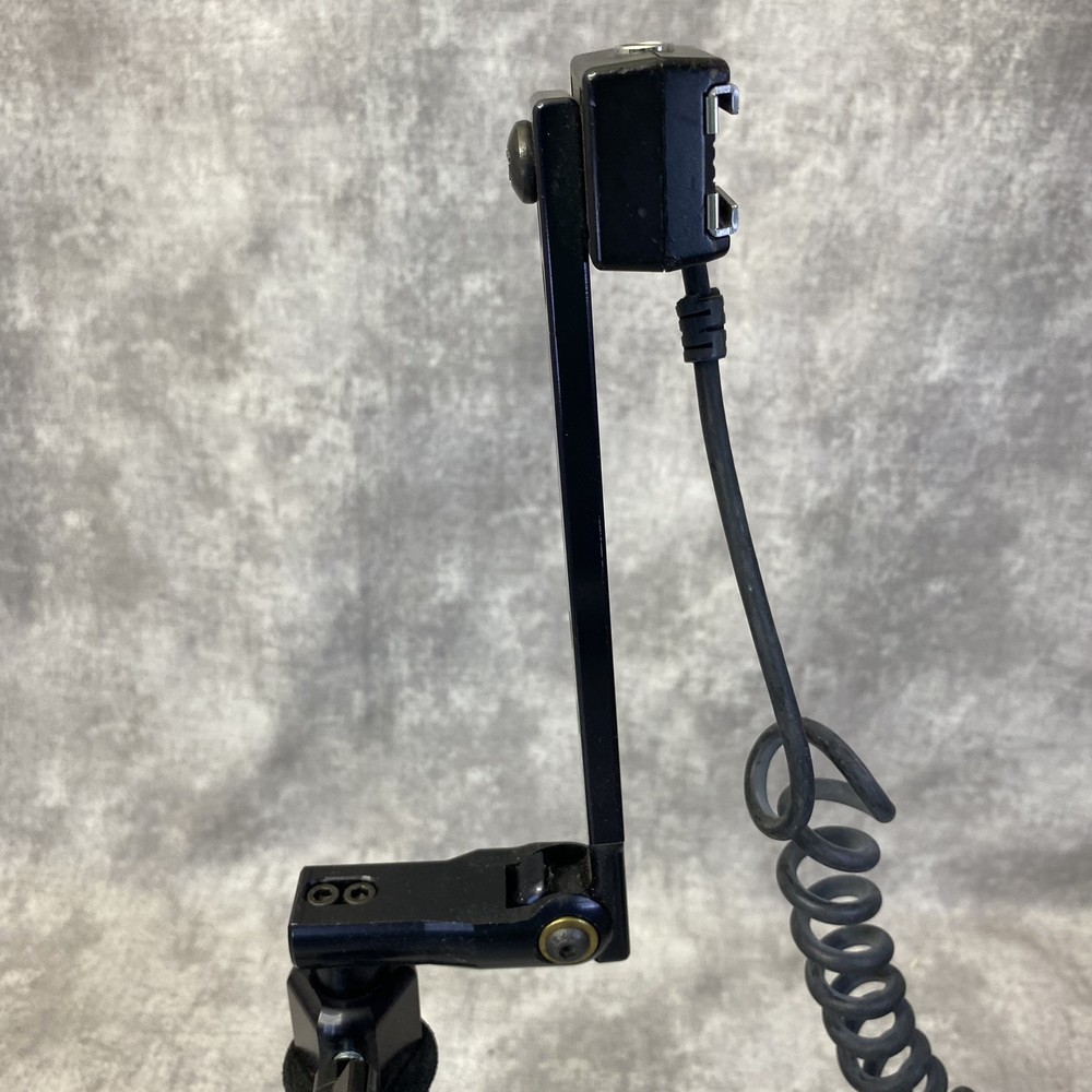Custom Brackets CB Junior Flash Rotating Bracket Kit With Removable Nikon Cord