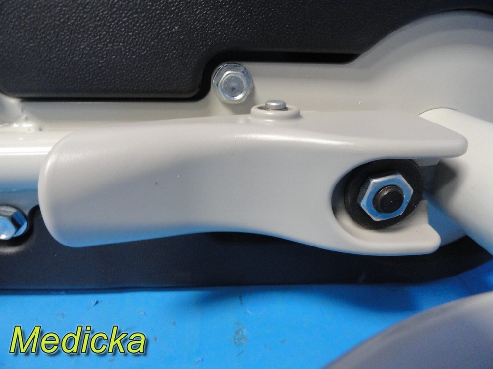 Midmark Adjustable Chair Arm Assembly (Model 623 & Compatible Series) ~ 37159