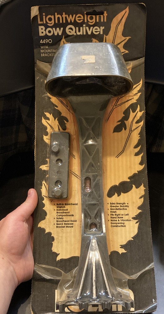 Lightweight Bow Quiver 4490 With Mounting Bracket Kolpin