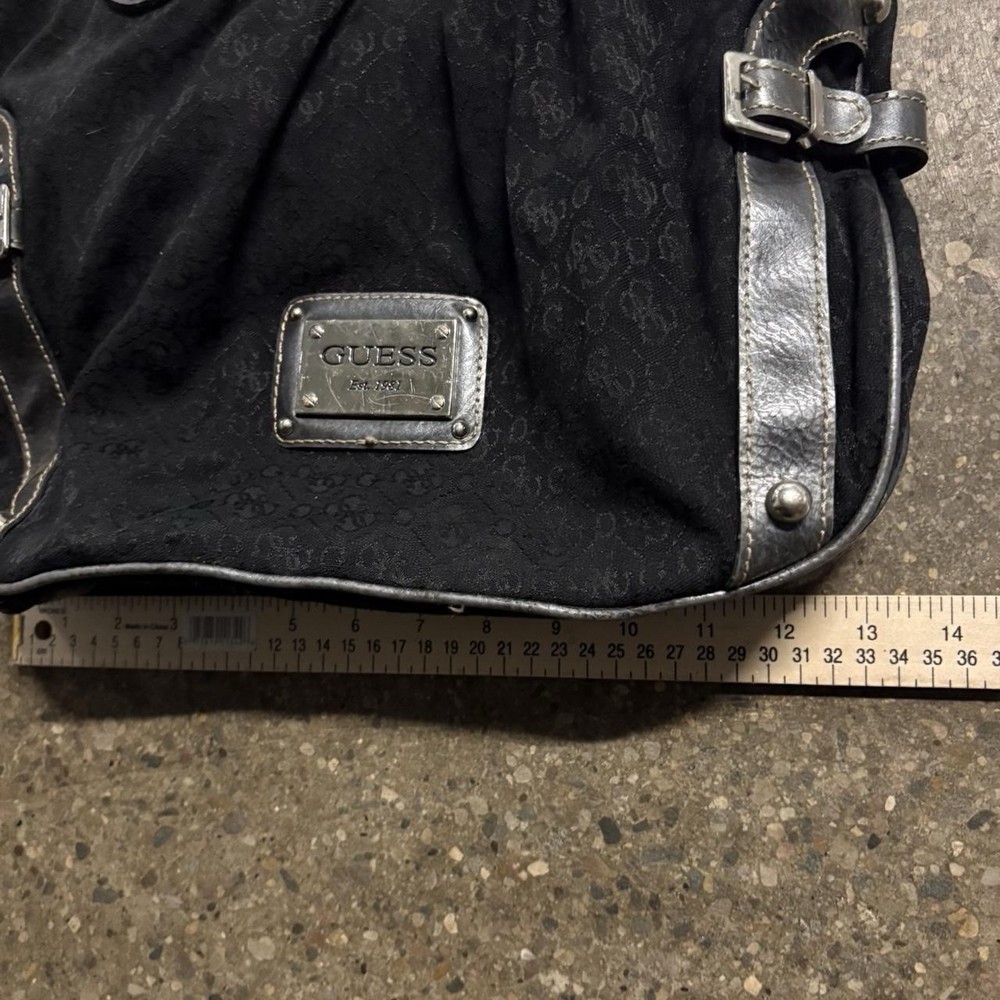 Y2K 2000s Guess Authentic Monogram Shoulder Bag Purse
