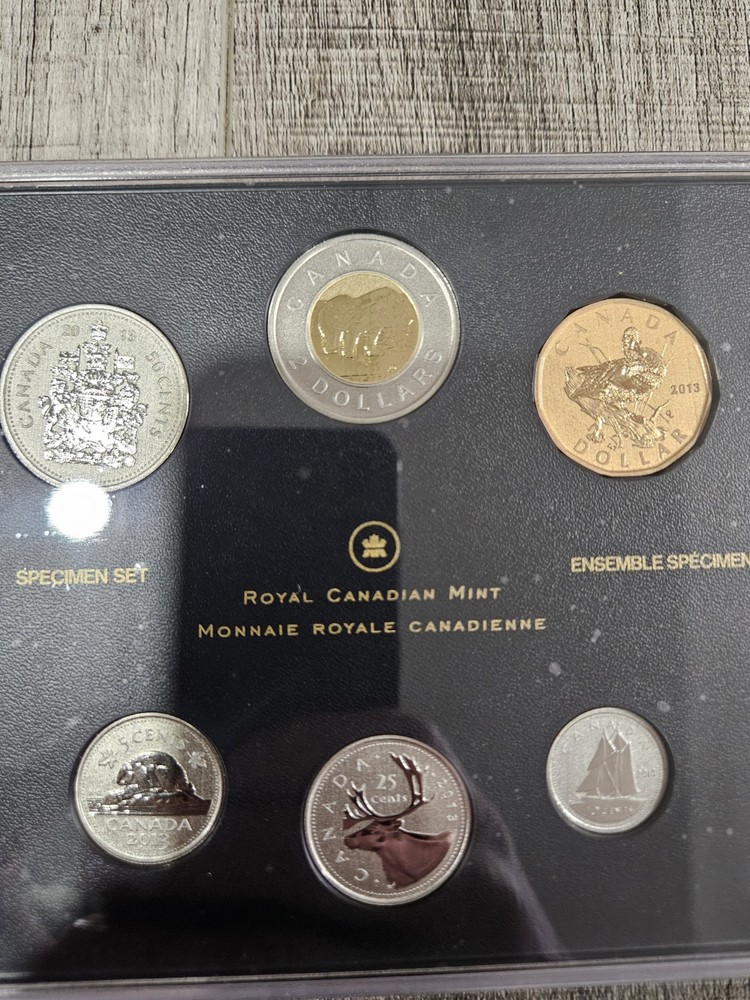 Royal Canadian Mint  Proof Set 2013