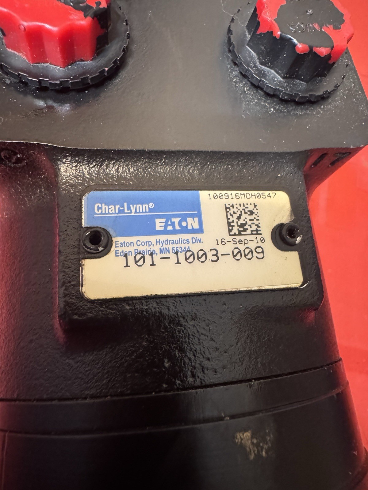 CHAR-LYNN EATON 101-1003-009 HYDRAULIC MOTOR 1" KEYED SHAFT