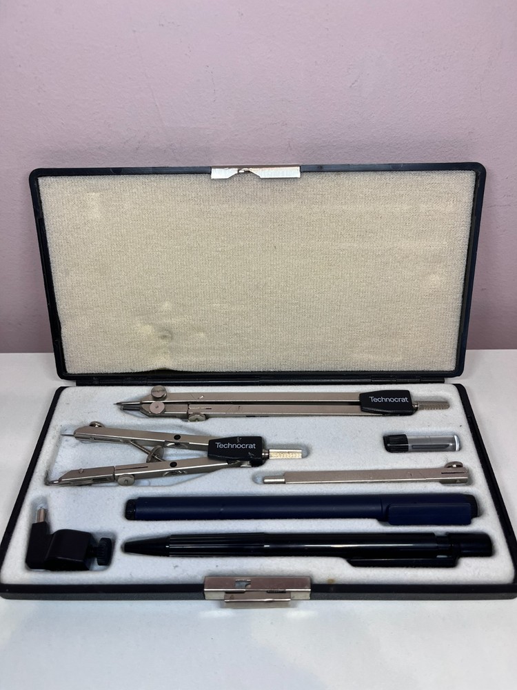 VINTAGE TECHNOCRAT WH SMITHS TECHNICAL DRAWING KIT