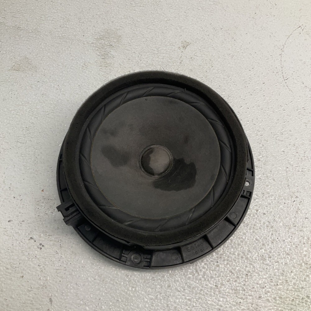 2007 Veracruz driver Side door speaker oem