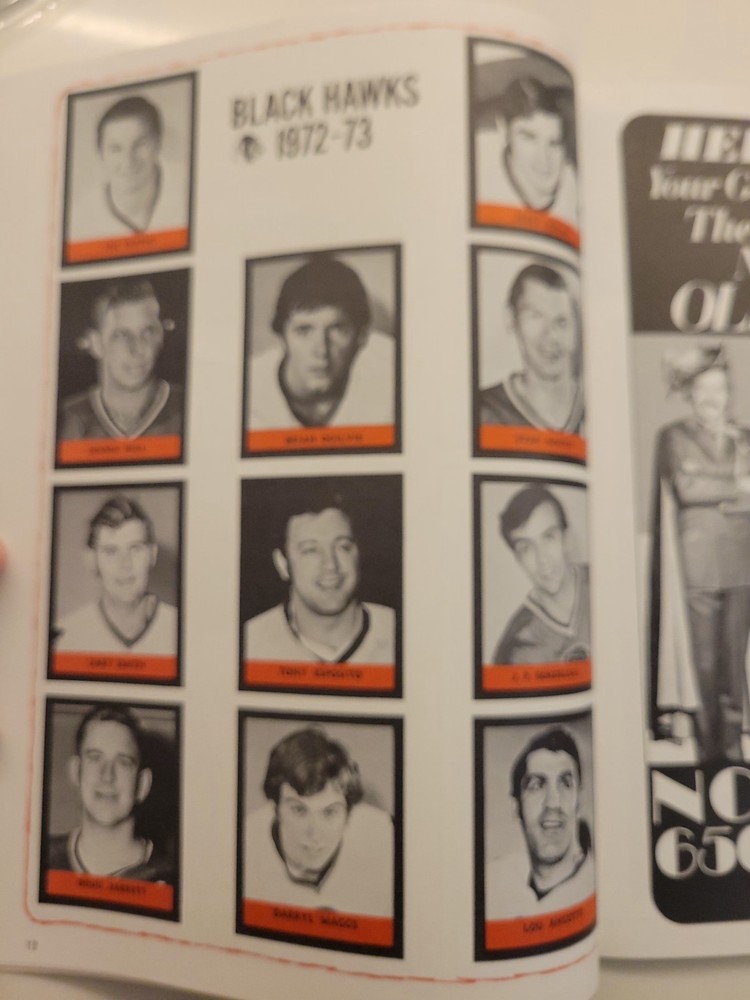 1972-73 Chicago Blackhawks Program vs L.A. Kings DENNIS HULL